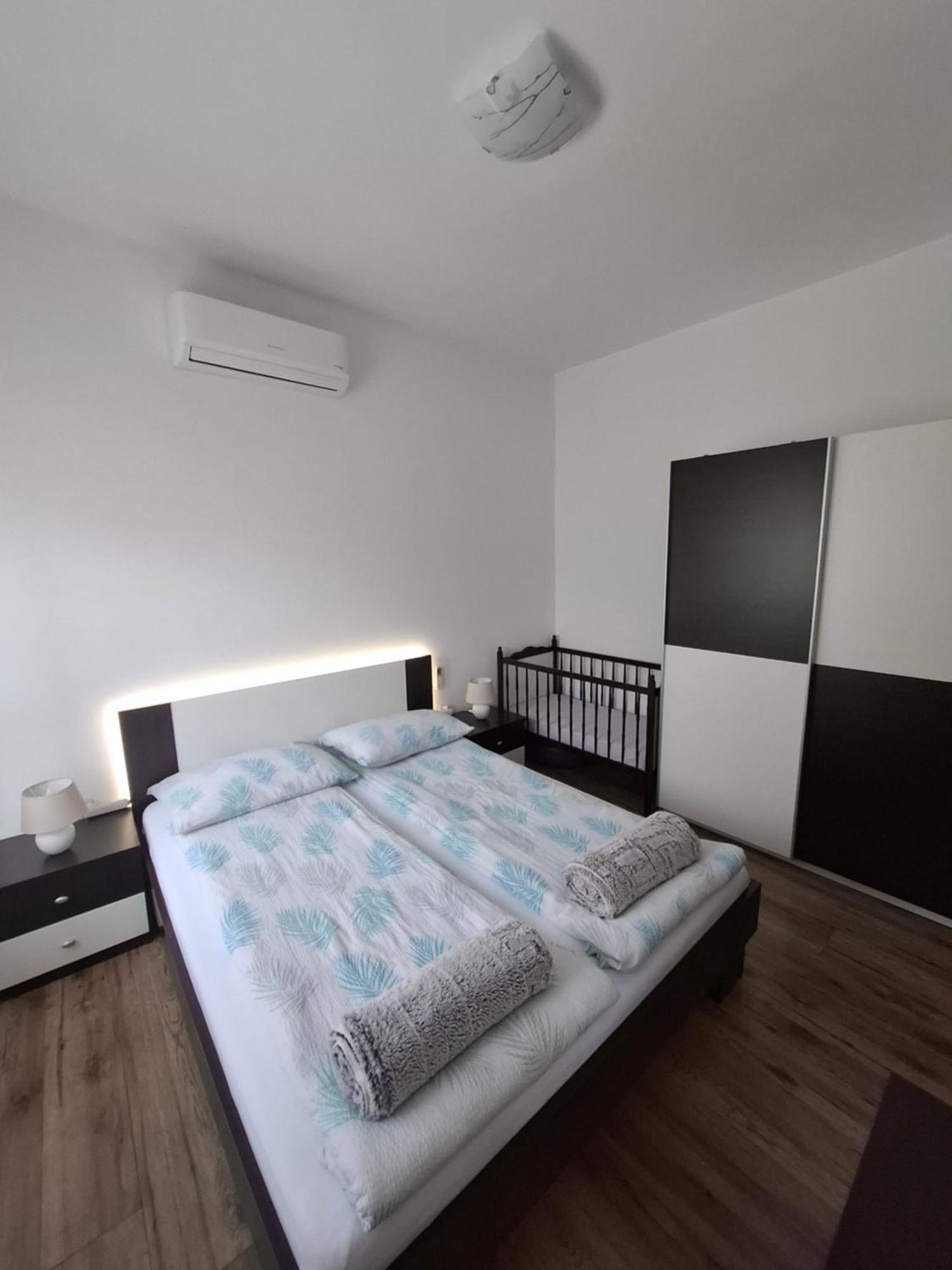 Apartman Envi Opatija Exteriör bild